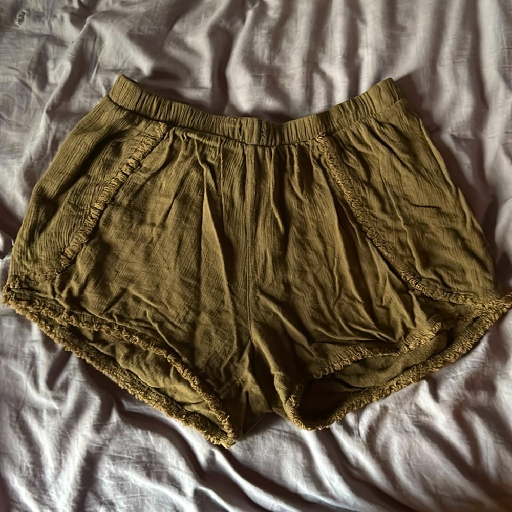 Mossimo green shorts